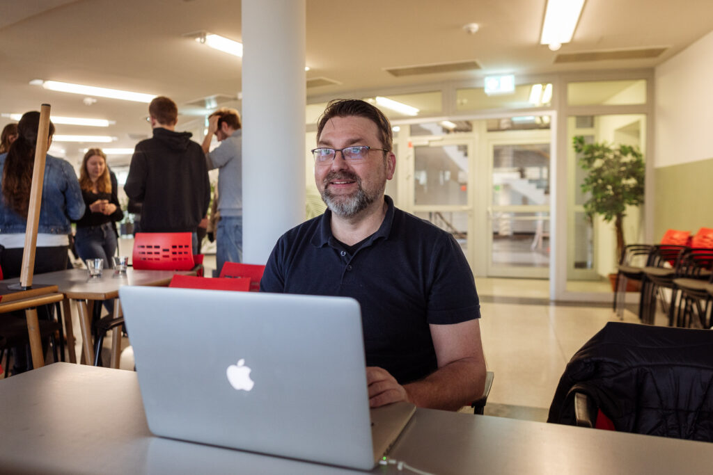 Event Men, Veranstaltungstechniker, Betriebsversammlung, mitarbeiterversammlung
